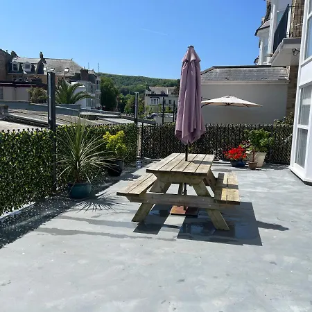 Beautiful Apartment,No 1, With Parking Ilfracombe Exterior photo