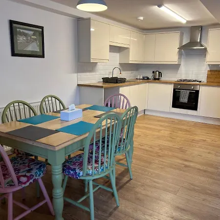 Beautiful Apartment,No 1, With Parking Ilfracombe Exterior photo