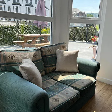 Beautiful Apartment,No 1, With Parking Ilfracombe Exterior photo
