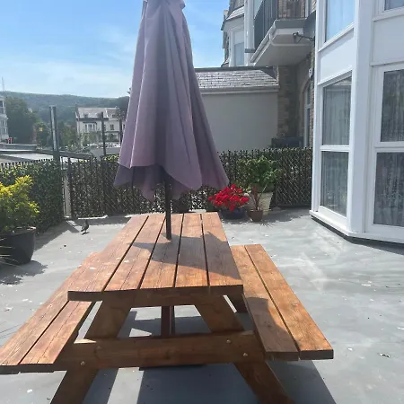 Beautiful Apartment,No 1, With Parking Ilfracombe Exterior photo