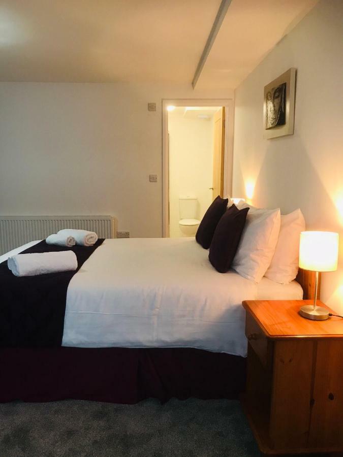 Beautiful Apartment,no 1, With Parking